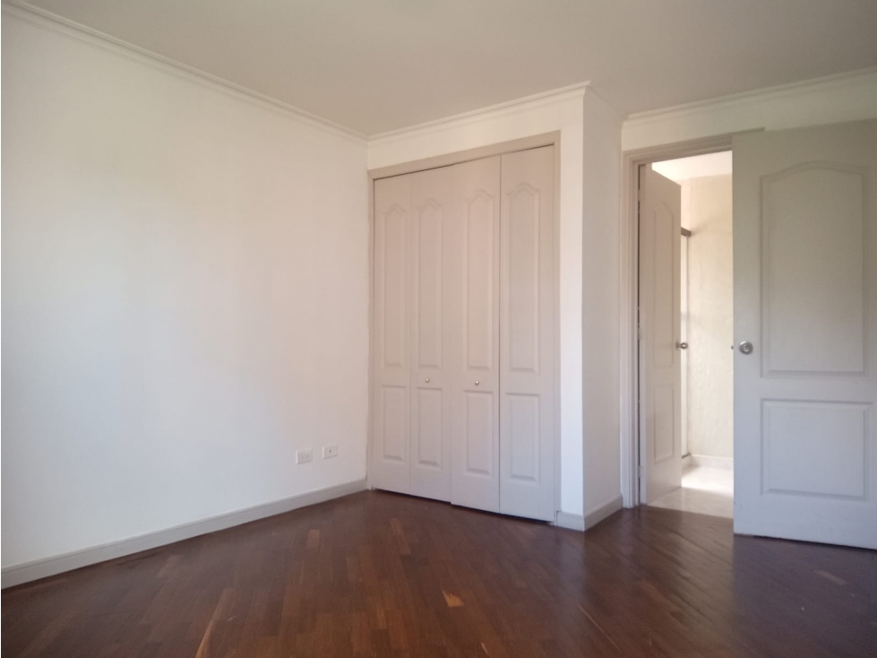 Apartamento en Arriendo Sector Las Palmas — foto 6