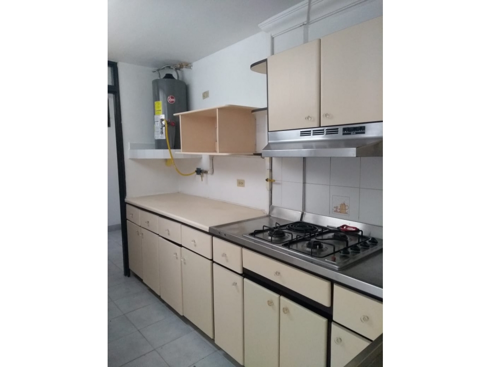 Apartamento en Arriendo Sector Laureles Nogal — foto 2