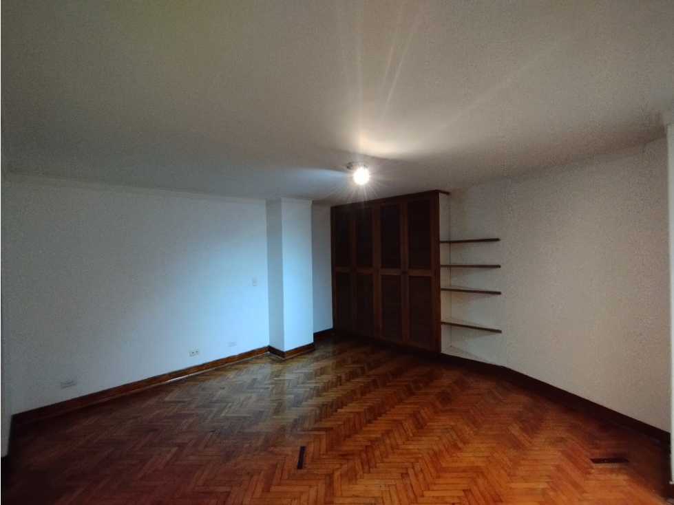 Apartaestudio en arriendo sector laureles — foto 5