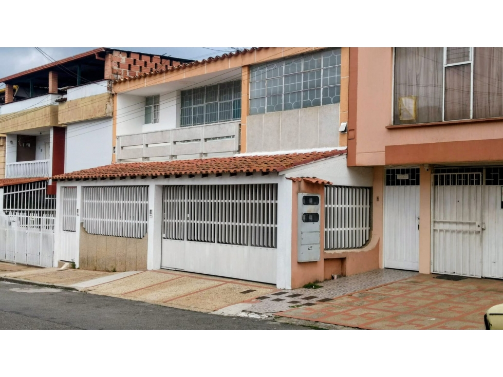 VENTA DE CASA EN PROVENZA — foto 2