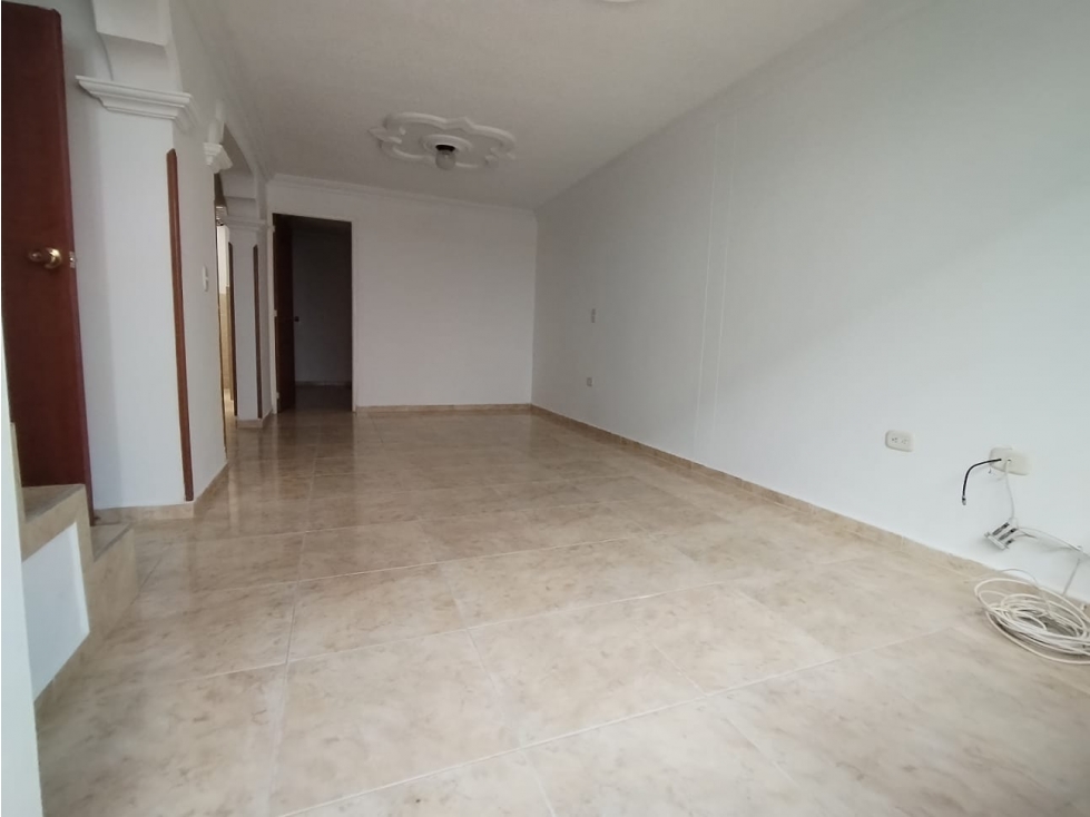 VENTA CASA EN BOSQUES DE BAVIERA - FLORIDABLANCA — foto 2