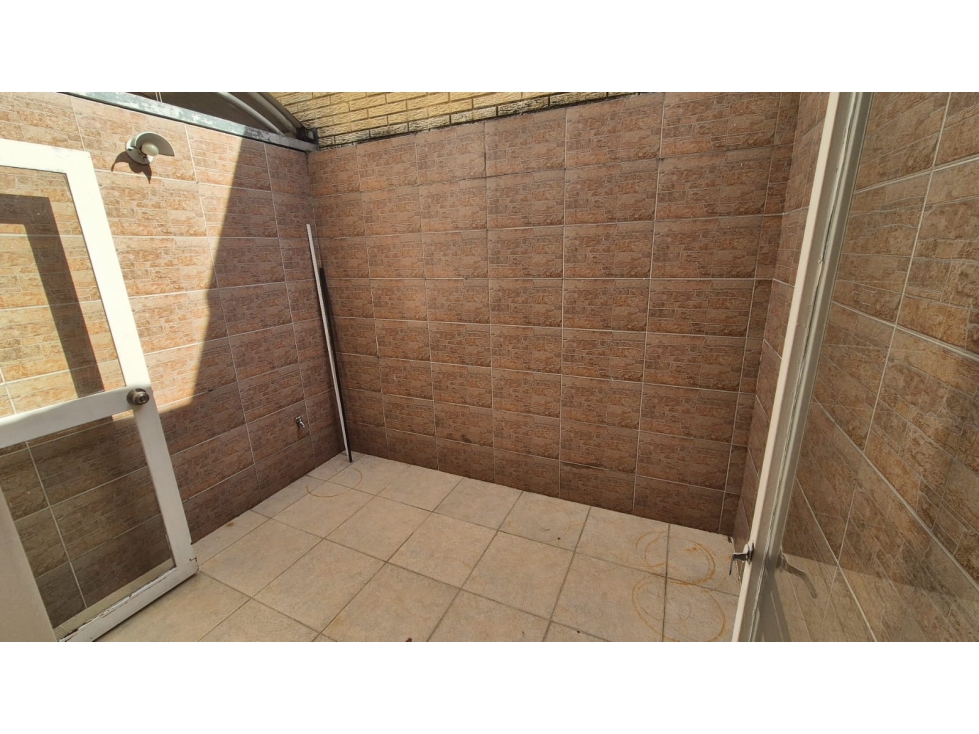 VENTA DE CASA EN FLORIDABLANCA - CONJUNTO VILLA CAÑAVERAL - 3