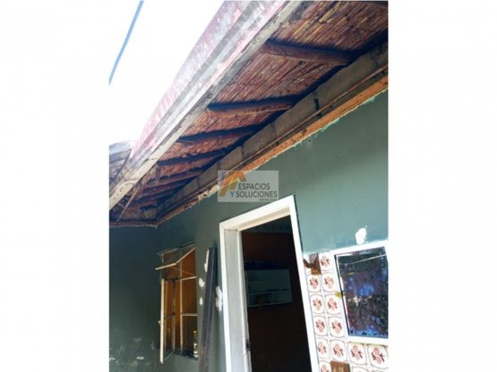 VENTA DE CASALOTE- BARRIO SAN MIGUEL PARA CONSTRUIR O REMODELAR — foto 6