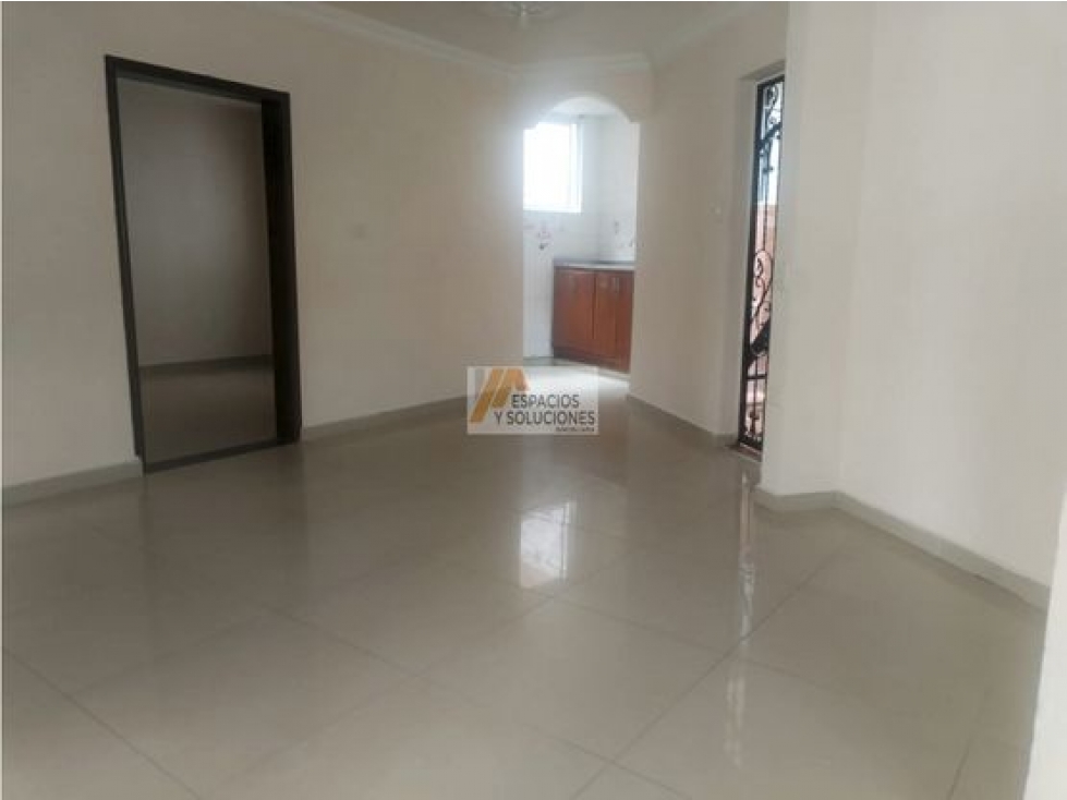 ARRIENDO APARTAMENTO BARRIO EL DORADO — foto 3