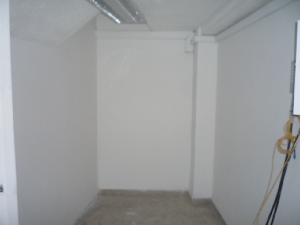 ARRIENDO BODEGA EN EL CENTRO DE BUCARAMANGA - 6