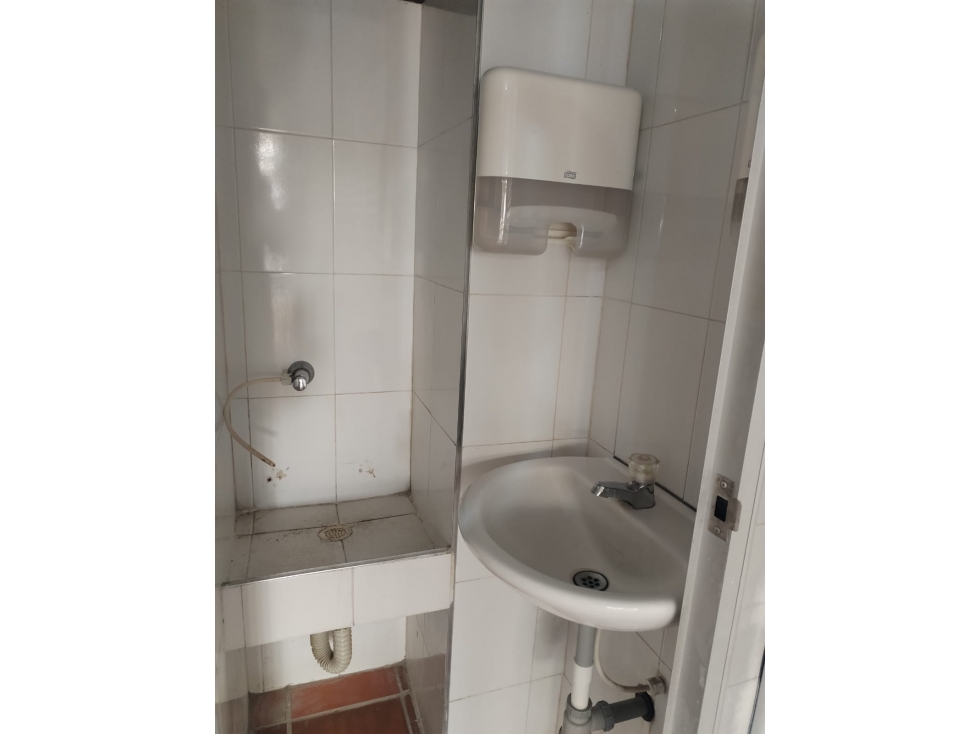 ARRIENDO LOCAL EN ROSALES - FLORIDABLANCA - 6