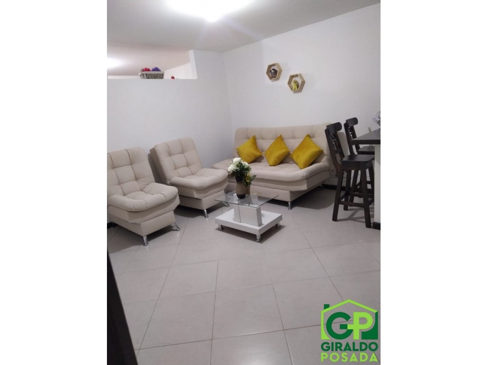 ARRIENDO APARTAESTUDIO EN EL CENTRO LA CANDELARÍA — foto 2