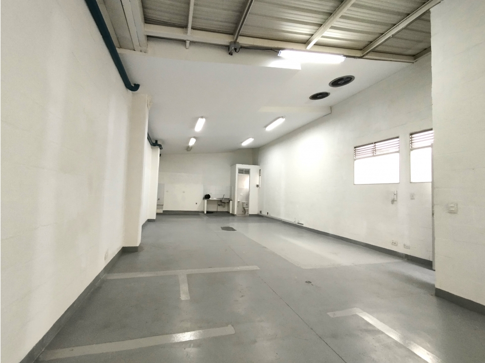 ARRIENDO BODEGA EN GUAYABAL — foto 5