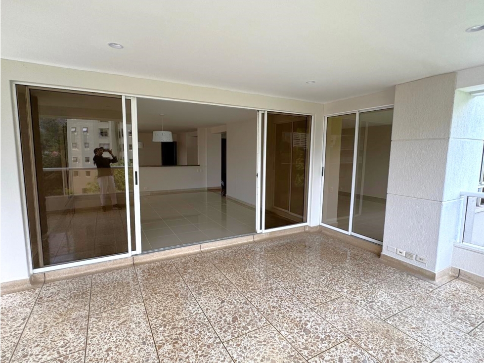 ARRIENDO APARTAMENTO EN POBLADO - LOS BALSOS — foto 5