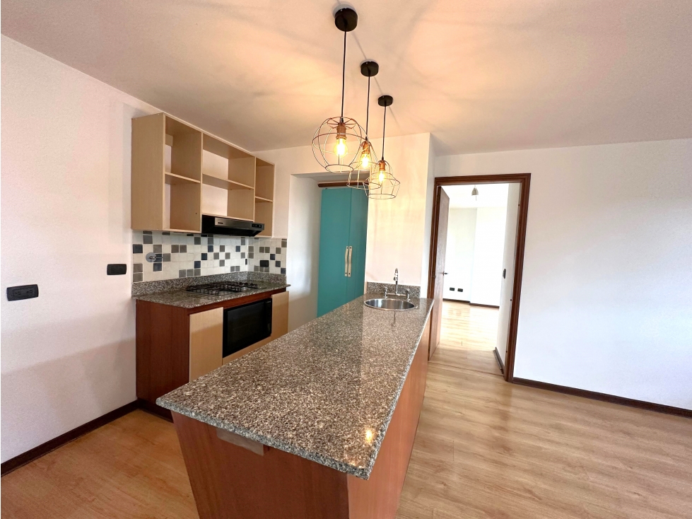 ARRIENDO APARTAESTUDIO EN POBLADO - LA SUPERIOR — foto 5