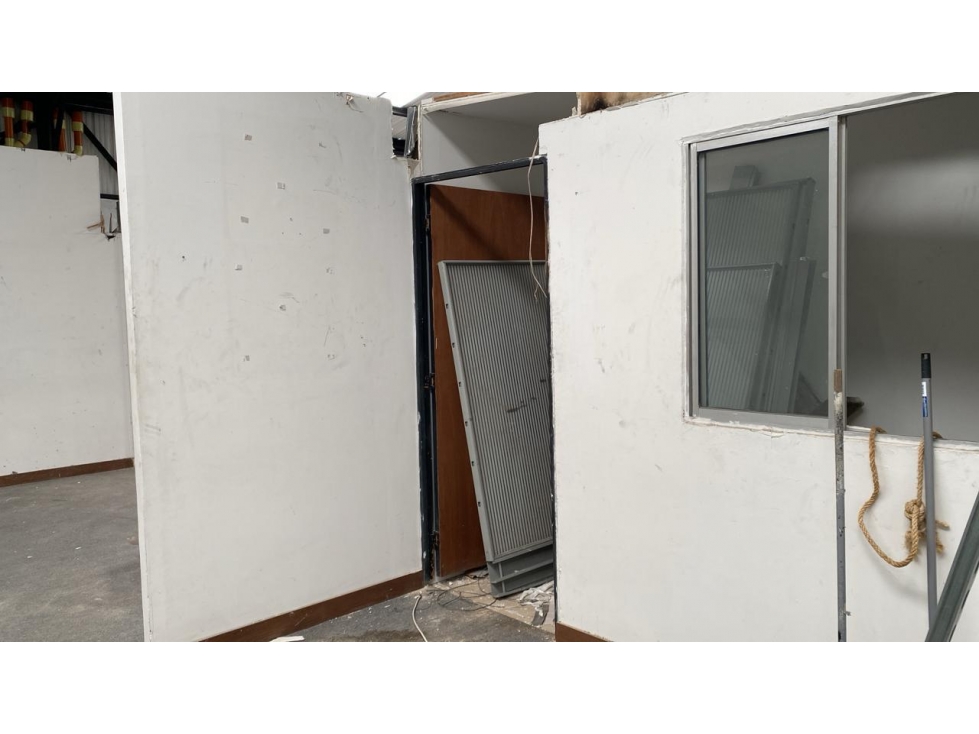 ARRIENDO BODEGA EN SAN DIEGO — foto 4