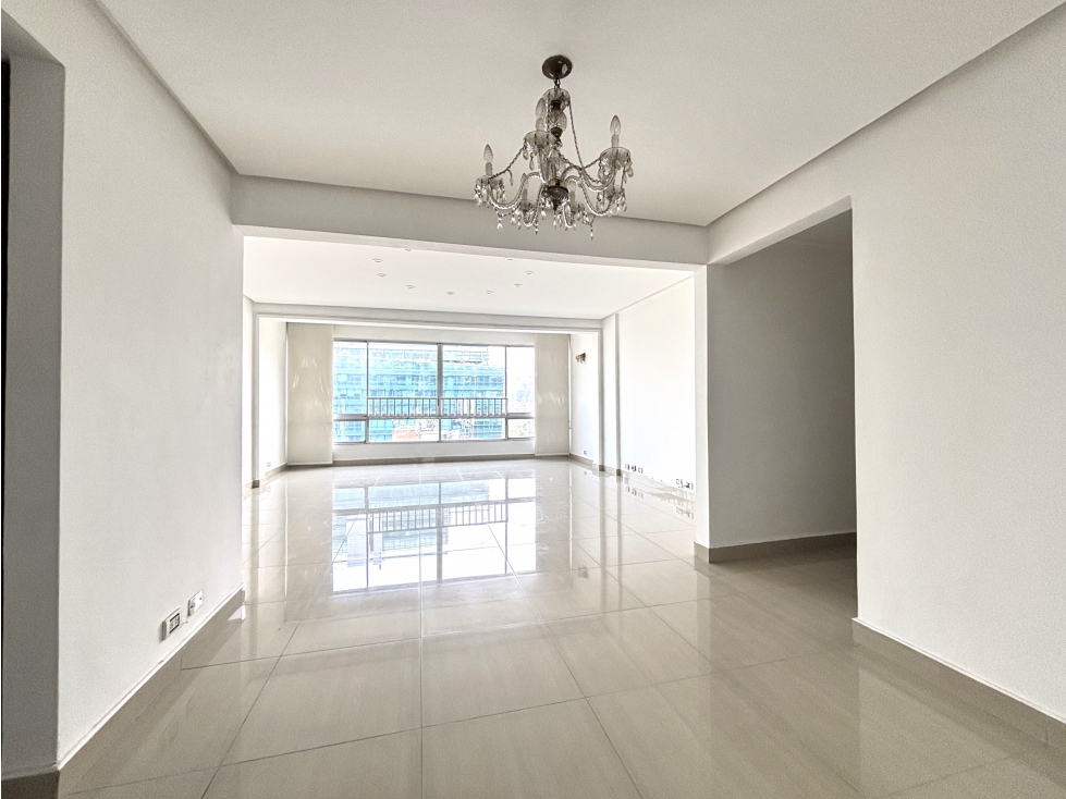 ARRIENDO APARTAMENTO EN POBLADO - PATIO BONITO