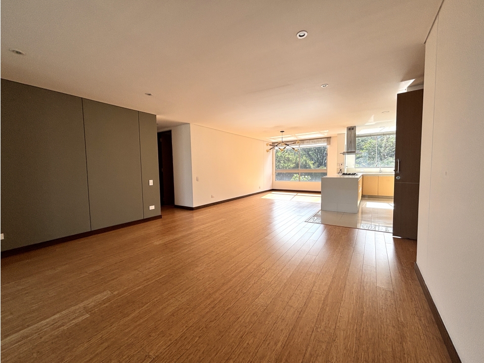 VENDO APARTAMENTO EN POBLADO - LOS BALSOS