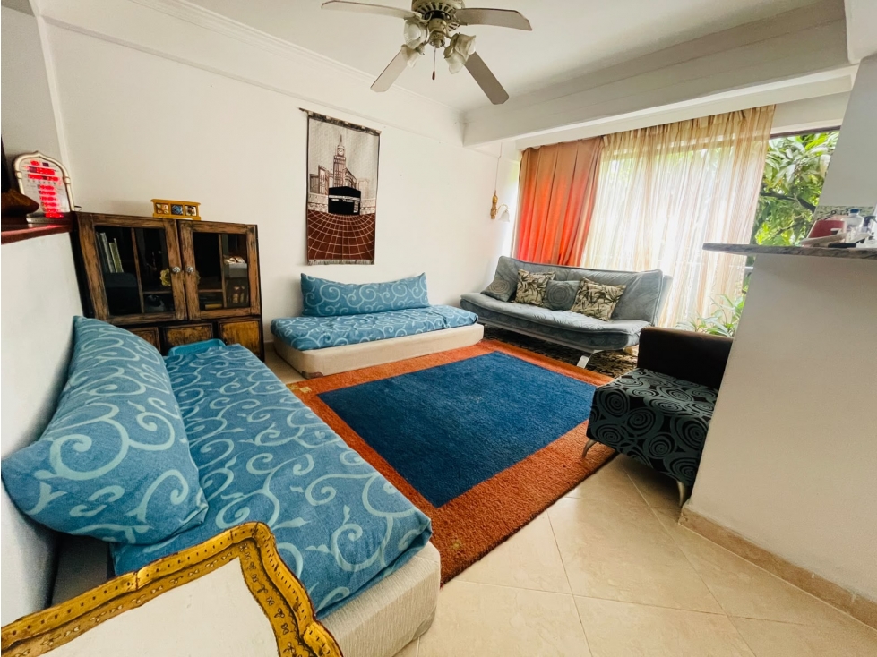 VENDO CASA DOS NIVELES EN ENVIGADO - CUMBRES