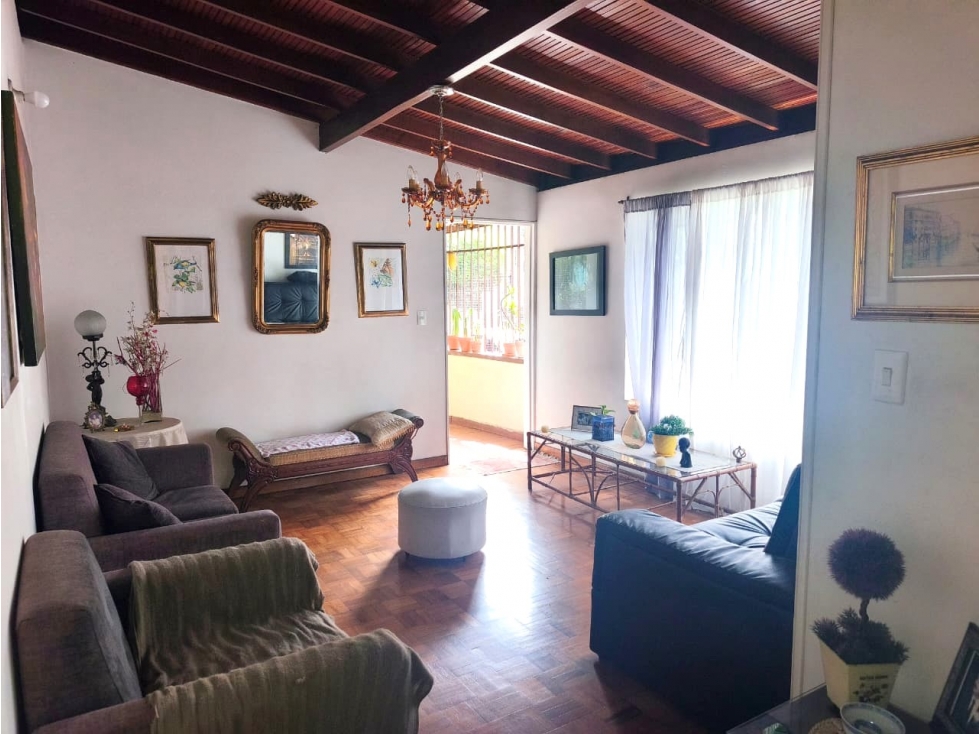 VENDO CASA EN PRADO CENTRO