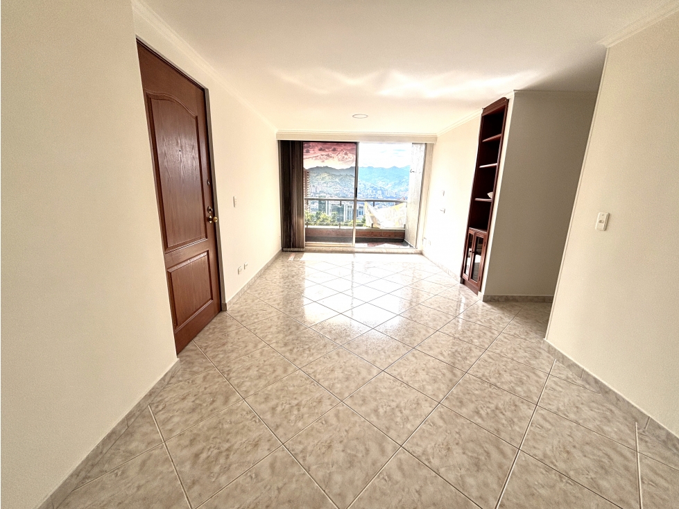 ARRIENDO APARTAMENTO EN POBLADO - LOS BALSOS