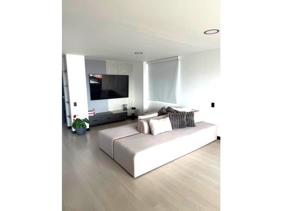 VENDO APARTAMENTO EN POBLADO - LAS PALMAS — foto 2