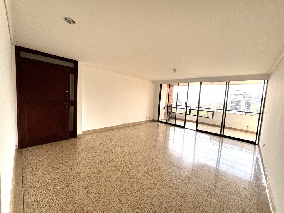 VENDO APARTAMENTO EN POBLADO - LA CONCHA — foto 2