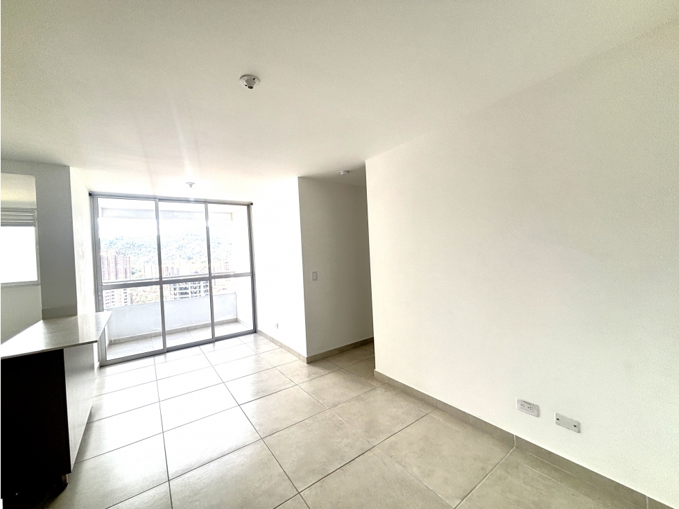 ARRIENDO APARTAMENTO EN SABANETA - AVES MARIA