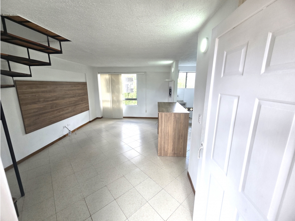 VENDO APARTAMENTO DUPLEX EN ENVIGADO - SAN JOSE
