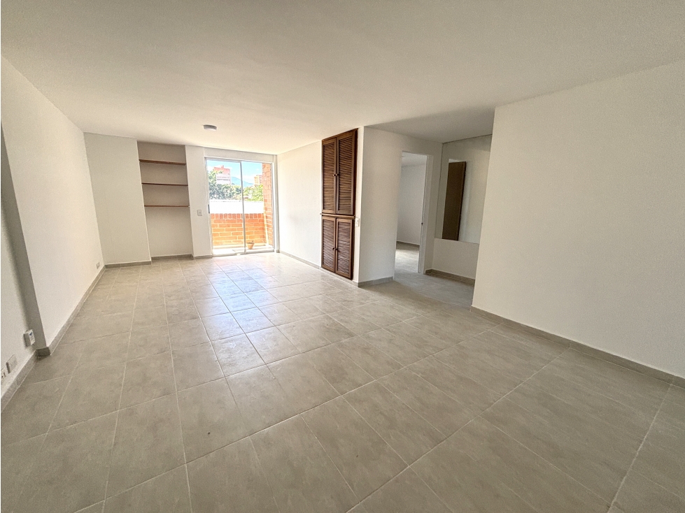 ARRIENDO APARTAMENTO EN SANTA LUCIA — foto 2