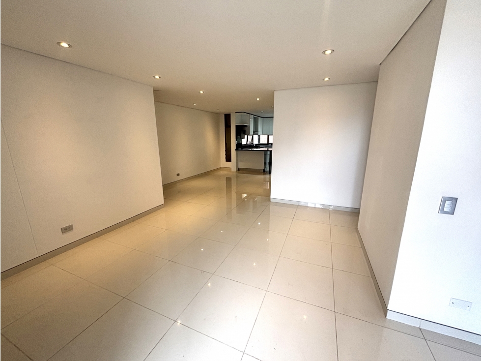 ARRIENDO APARTAMENTO EN POBLADO - ALEJANDRIA — foto 2