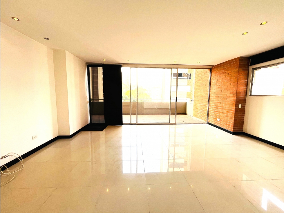 ARRIENDO APARTAMENTO EN POBLADO - SANTA MARIA DE LOS ANGELES — foto 3