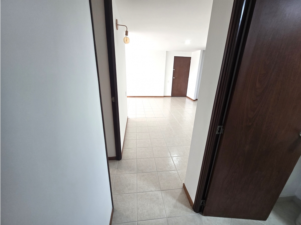 ARRIENDO APARTAMENOT EN POBLADO - PATIO BONITO — foto 6