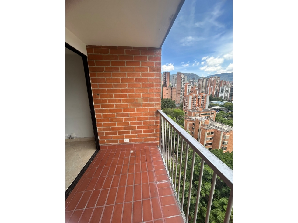 ARRIENDO APARTAMENTO EN POBLADO - AGUACATALA — foto 4