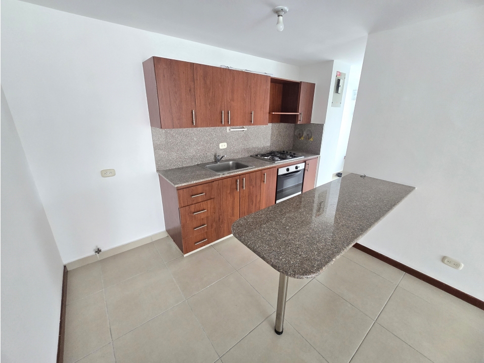 ARRIENDO APARTAMENTO EN POBLADO - CASTROPOL — foto 4