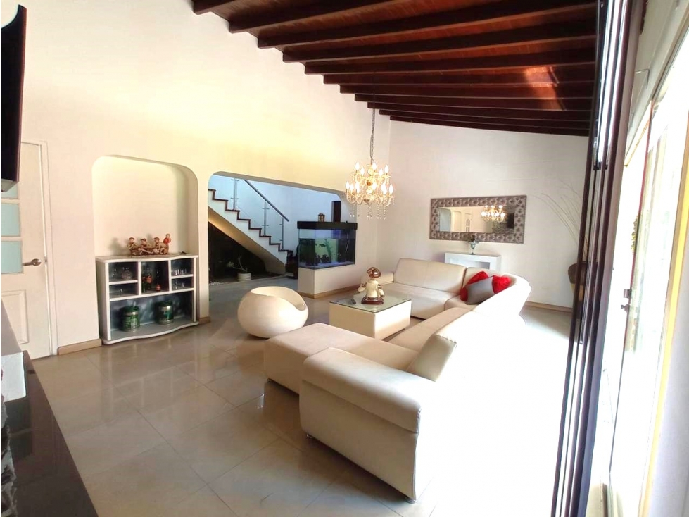 VENDO PENTHOUSE DUPLEX EN POBLADO - LA INFERIOR — foto 3