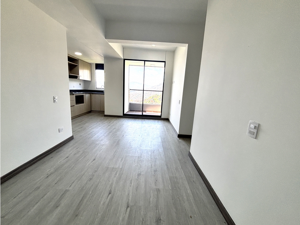 ARRIENDO APARTAMENTO PARA ESTRENAR EN POBLADO - PALMAS