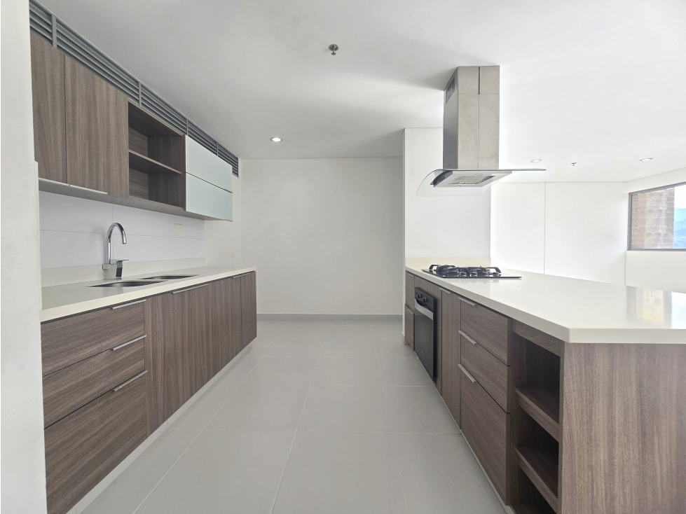 ARRIENDO APARTAMENTO EN EL POBLADO - CASTROPOL — foto 4