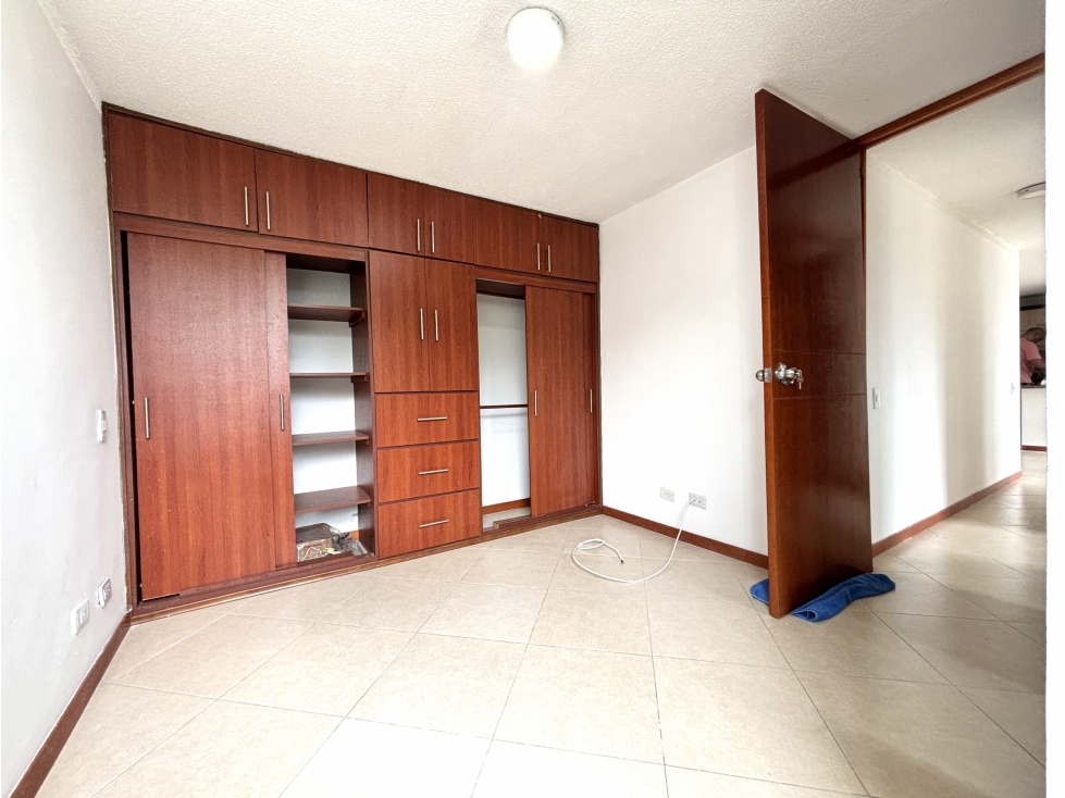ARRIENDO APARTAMENTO EN EL POBLADO - LOMA DEL INDIO — foto 5