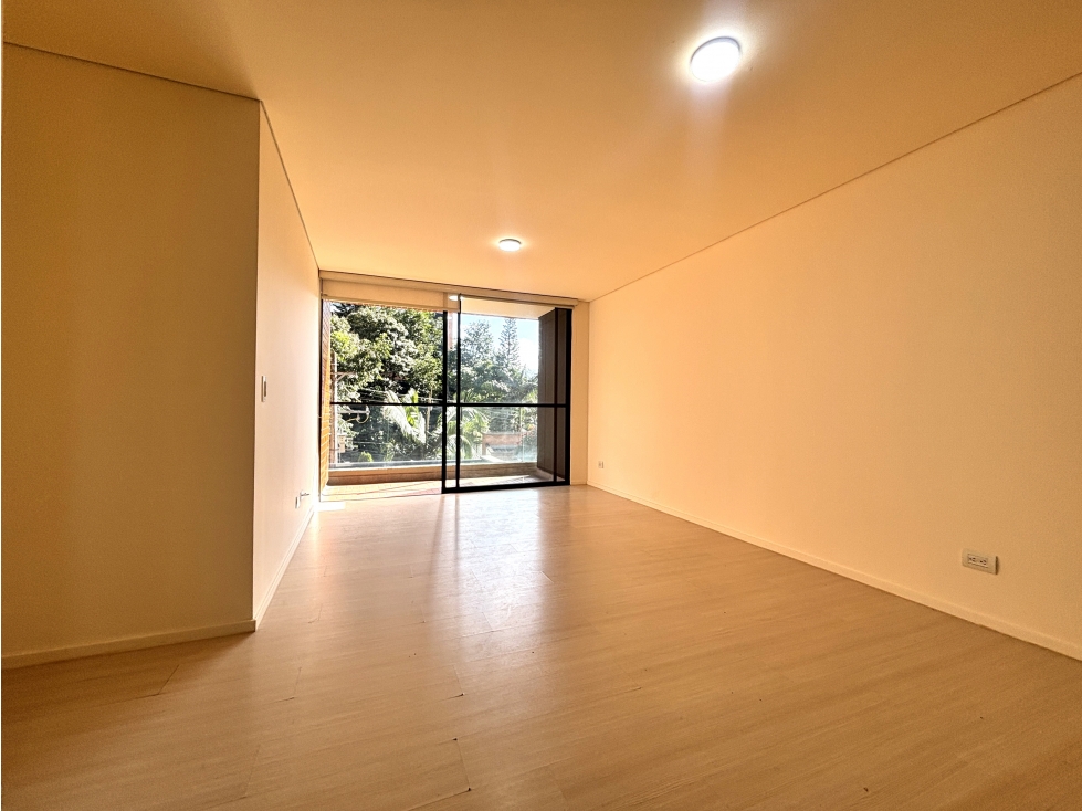 ARRIENDO APARTAMENTO EN ENVIGADO - LOMA DE LAS BRUJAS — foto 2