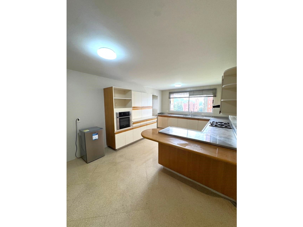 ARRIENDO APARTAMENTO EN POBLADO - LOS BALSOS — foto 6