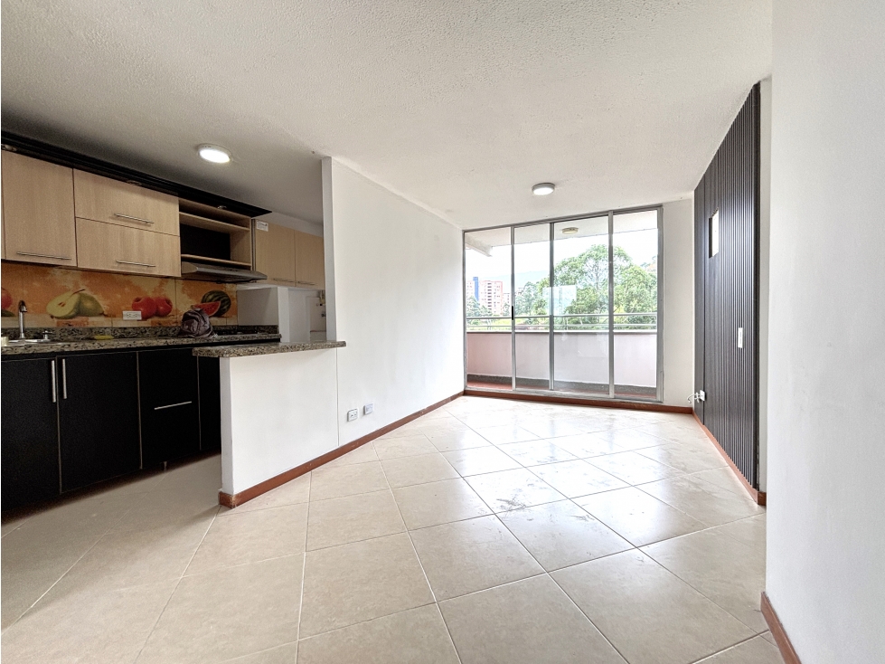 ARRIENDO APARTAMENTO EN EL POBLADO - LOMA DEL INDIO