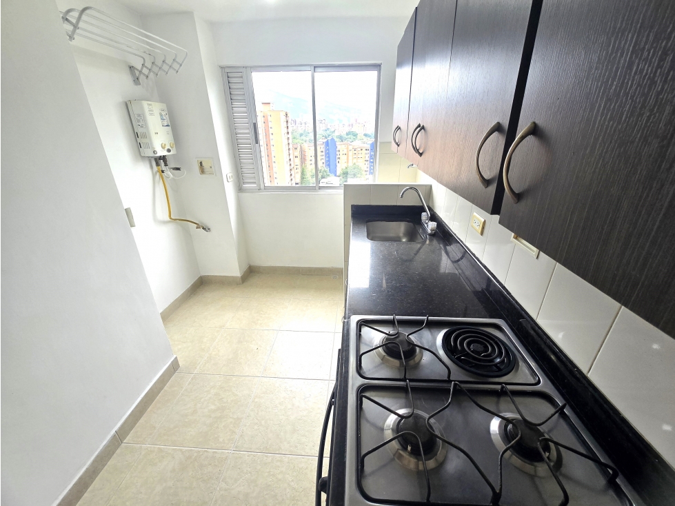 ARRIENDO APARTAMENTO EN POBLADO - AGUACATALA - 5