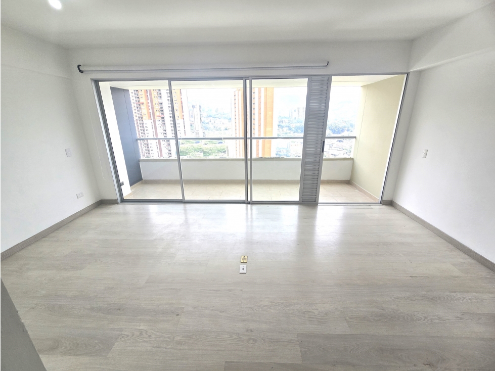 ARRIENDO APARTAESTUDIO EN SABANETA - PAN DE AZUCAR