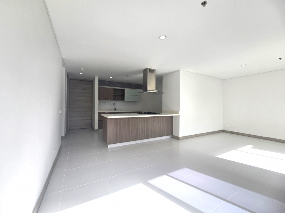 ARRIENDO APARTAMENTO EN EL POBLADO - CASTROPOL