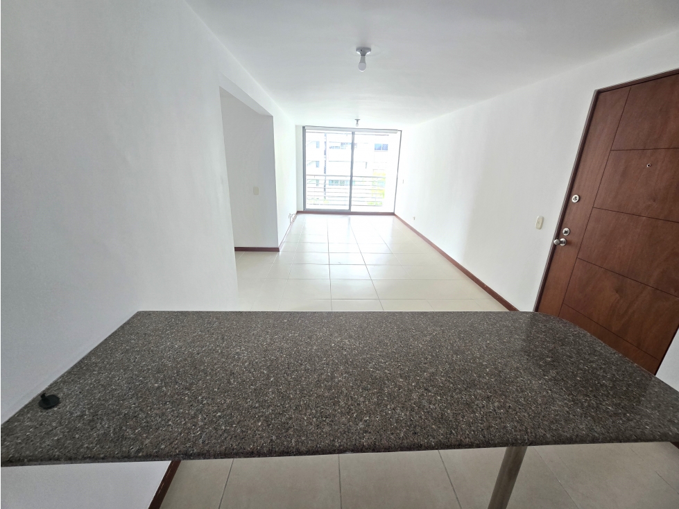 ARRIENDO APARTAMENTO EN POBLADO - CASTROPOL — foto 2