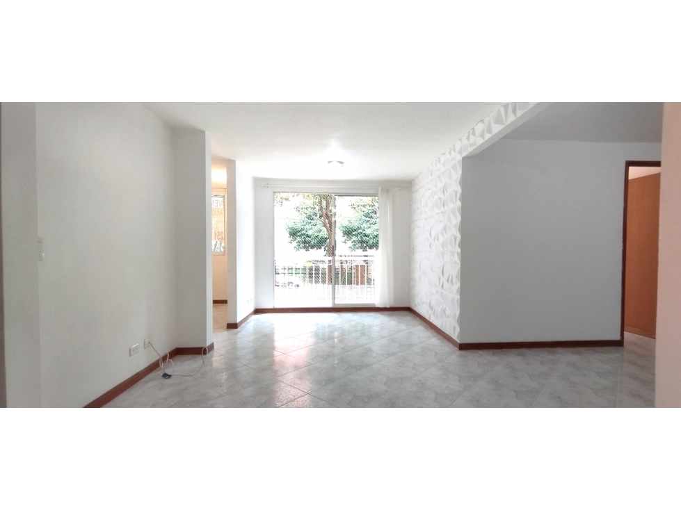 VENDO APARTAMENTO EN EL POBLADO - CASTROPOL