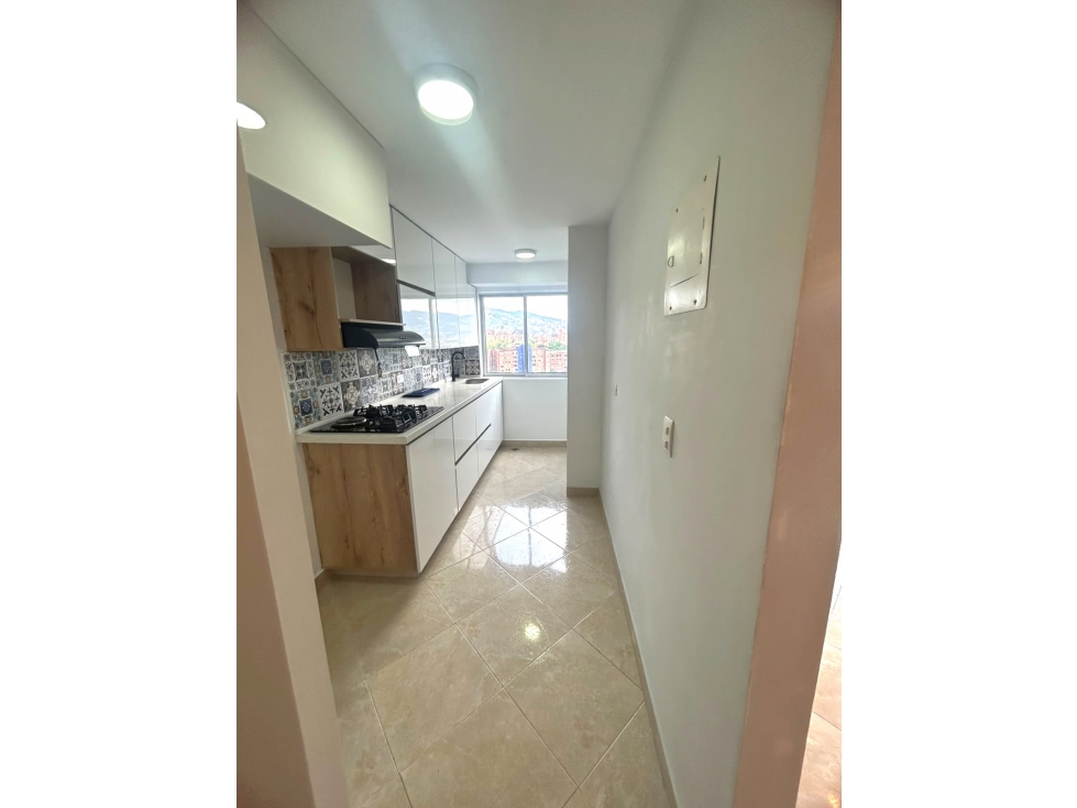ARRIENDO APARTAMENTO EN POBLADO - AGUACATALA — foto 5