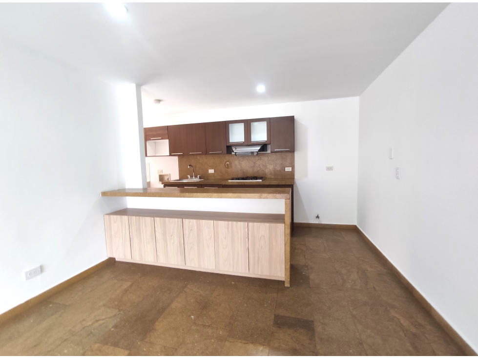 ARRIENDO APARTAMENTO EN ENVIGADO - LOMA DEL ESCOBERO — foto 3