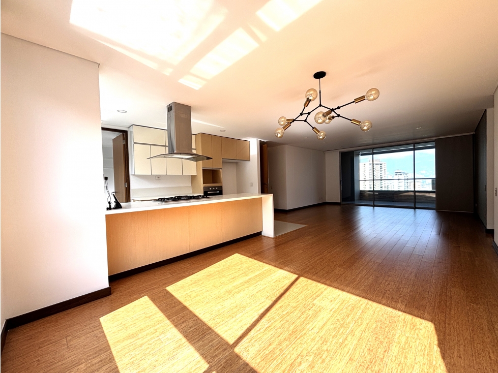 VENDO APARTAMENTO EN POBLADO - LOS BALSOS — foto 2