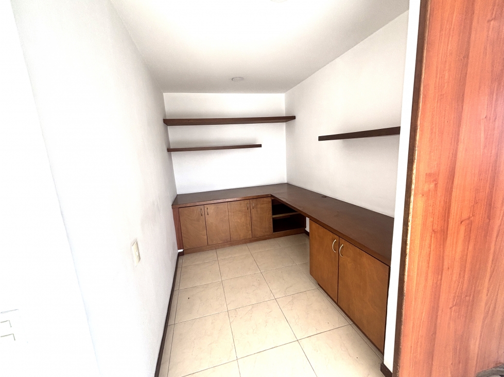 ARRIENDO APARTAMENTO EN POBLADO - PATIO BONITO — foto 2