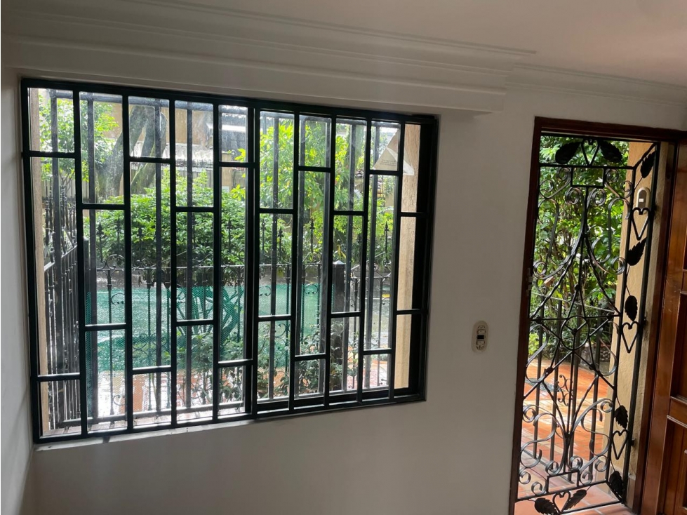 ARRIENDO CASA DOS NIVELES EN SABANETA - PRADOS DE SABANETA — foto 4