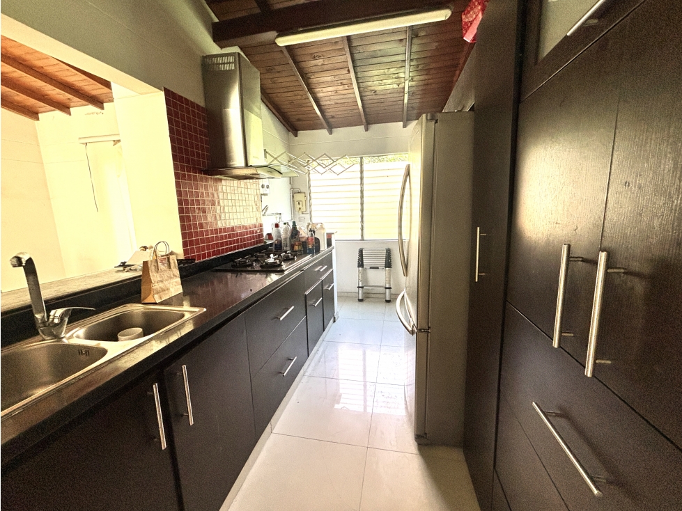 VENDO APARTAMENTO EN POBLADO - SAN JUALIAN — foto 3