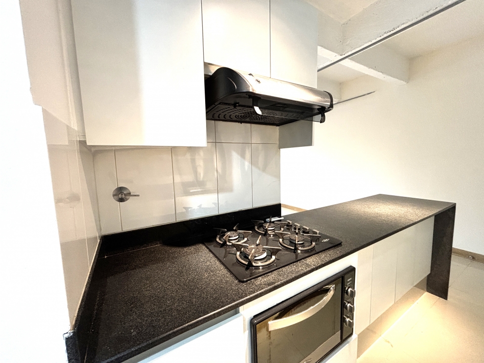 ARRIENDO APARTAMENTO EN POBLADO - LOS BALSOS — foto 2