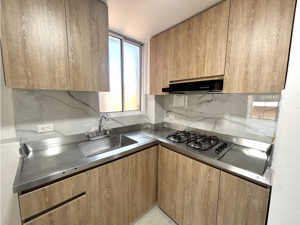 ARRIENDO APARTAMENTO EN SANTA LUCIA — foto 4